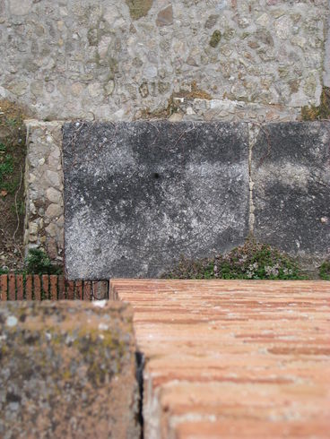 ES_EXT_CAC Cuacos de Yuste 001-04 Monasterio de San Jerónimo, reloj horizontal