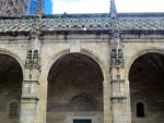 ES_GAL_CORU Santiago-de-Compostela-003-01 Claustro-de-la-Catedral R-1