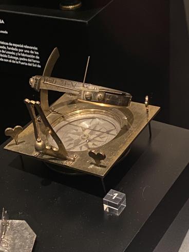 ES_MAD_MAD Alcobendas-004-02 Museo Nac. CYT reloj ecuatorial