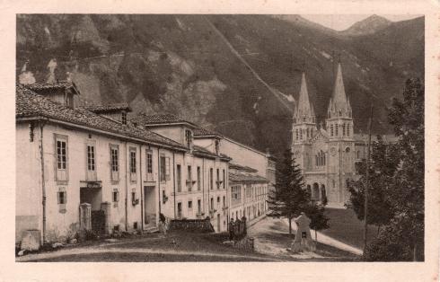 ES_AST_AST Cangas-de-Onís-002-04 Covadonga, Museo