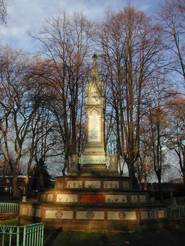 London 029-01 ST. Pancras Gardens